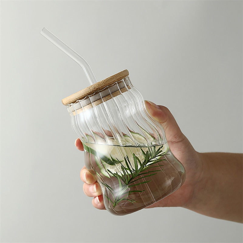 Jennine Glasses with lid and straw